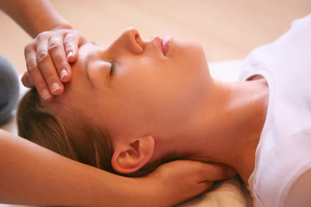 Heilkunde auf dem Gebiet der Psychotherapie & Massagen (für Frauen)